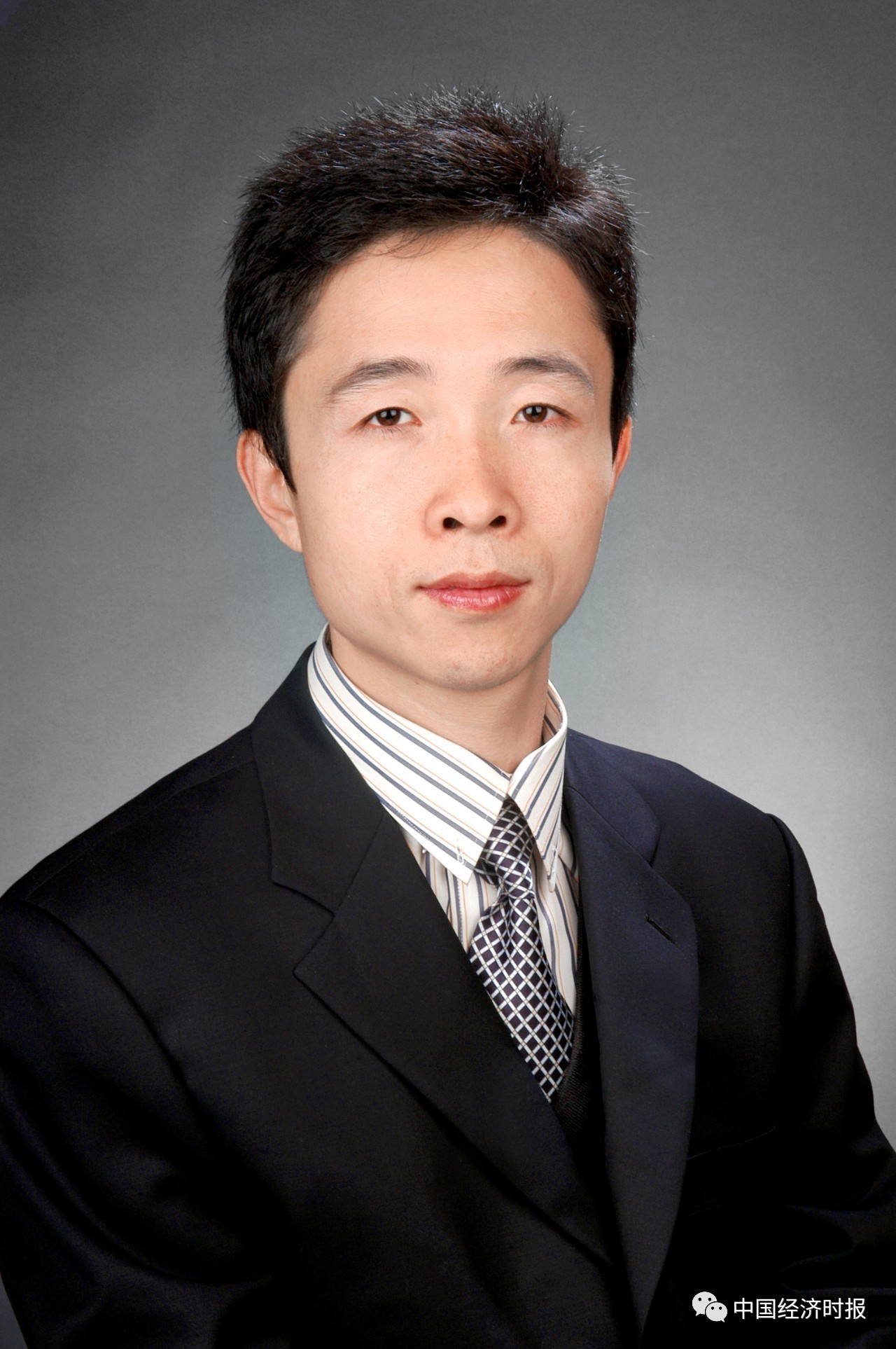 中央财经大学毕业证书图片